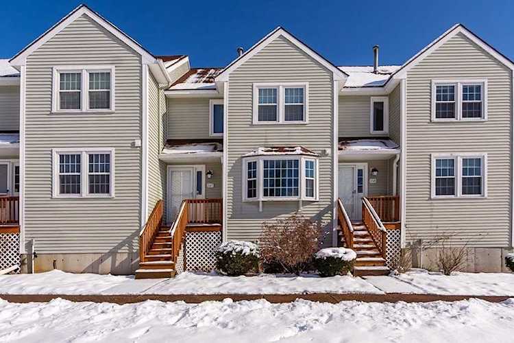 147 Patrick Rd #147 Tewksbury, MA 01876