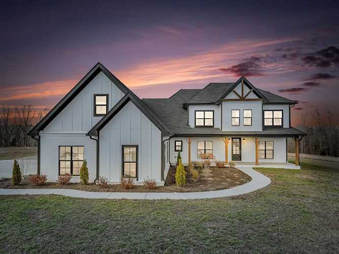 9001 Locust Creek Ln Primm Springs, TN 38476