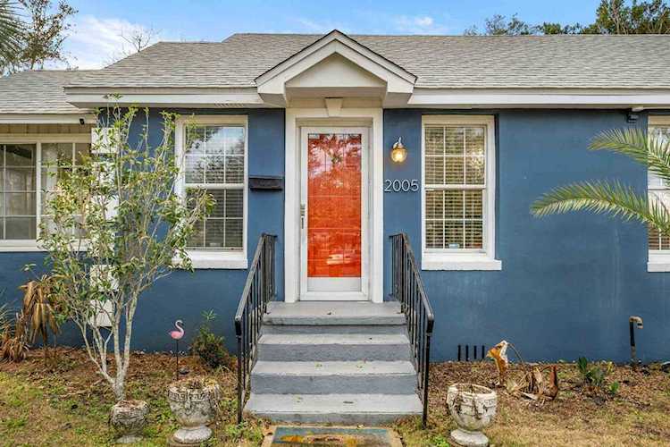 2005 N Baylen St Pensacola, FL 32501
