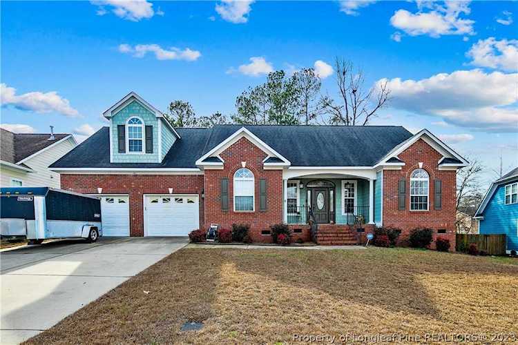 1412 Blue Ribbon Ln Hope Mills, NC 28348