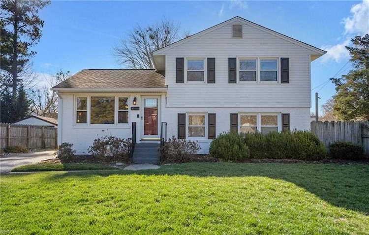 851 Thames Dr Hampton, VA 23666