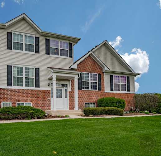 3754 Bailey Rd Yorkville, IL 60560