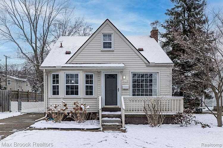 522 Cherry Ave Royal Oak, MI 48073