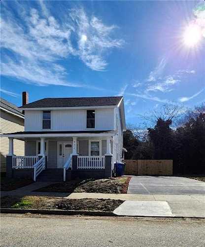 832 22nd St Newport News, VA 23607