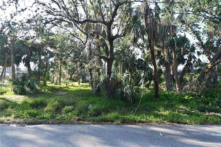 21277 Washburn Ave Port Charlotte, FL 33952
