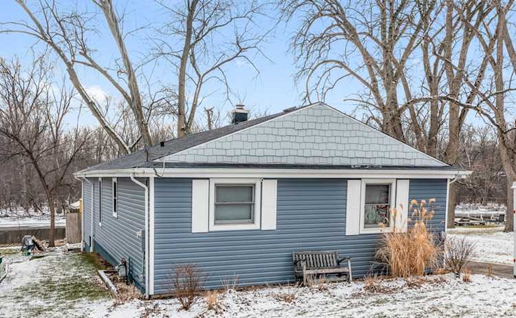 25069 W Forest Dr Lake Villa, IL 60046