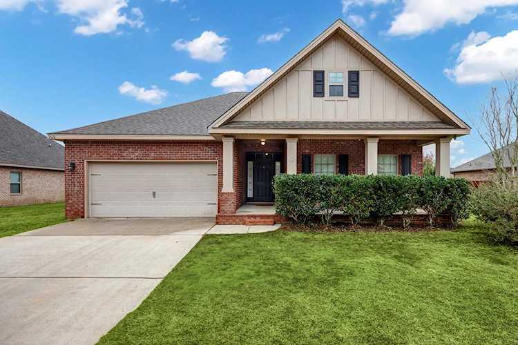 3574 Autumn Woods Drive Crestview, FL 32539