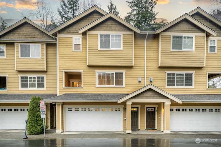 15503 18th Ave W #5D Lynnwood, WA 98087