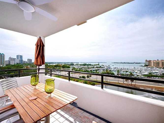 1255 N Gulfstream Ave #804 Sarasota, FL 34236