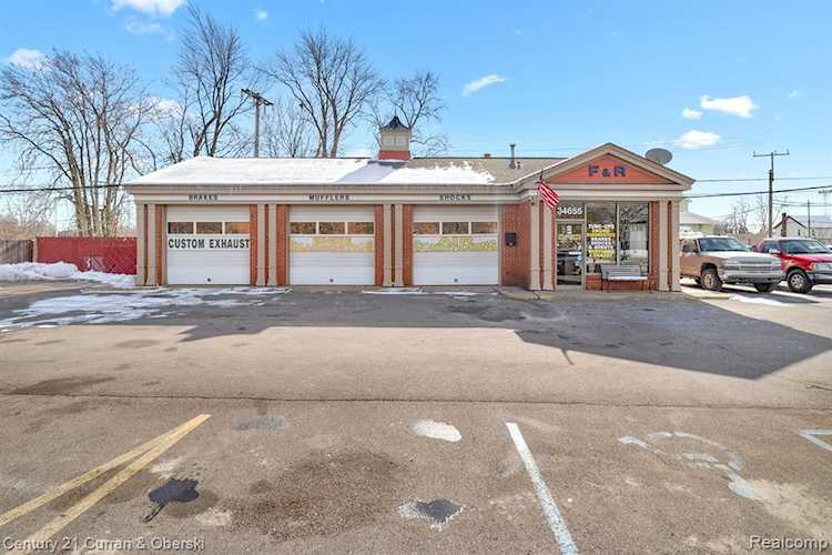 34655 E Michigan Ave Wayne, MI 48184