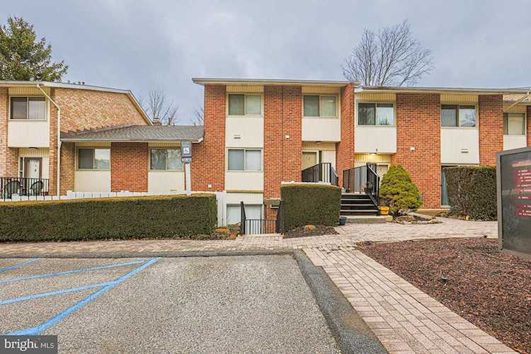 13 Stonehenge Circle #13-T Pikesville, MD 21208