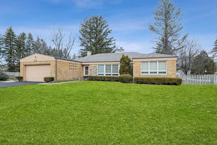 618 W Judd St Woodstock, IL 60098