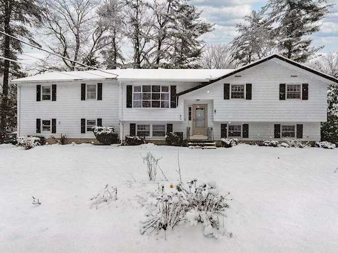 30 Porter St Billerica, MA 01821