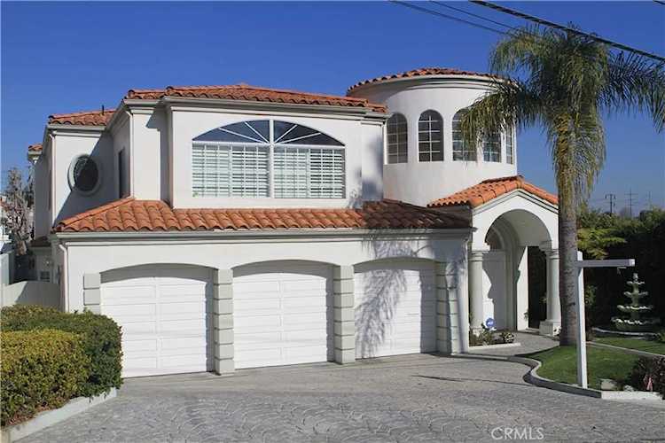 769 29th St Manhattan Beach, CA 90266