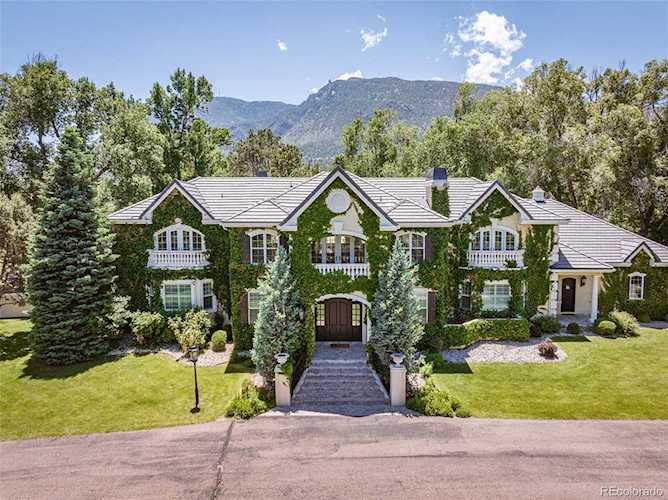 10 Northgate Rd Colorado Springs, CO 80906