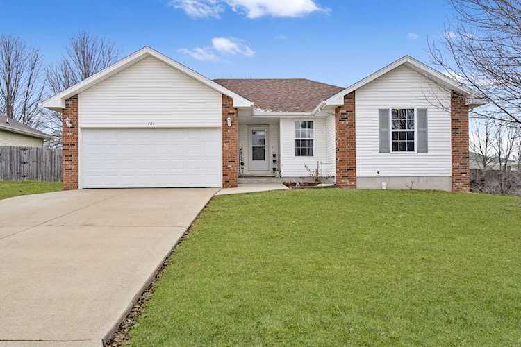 101 Canon Ave Clever, MO 65631