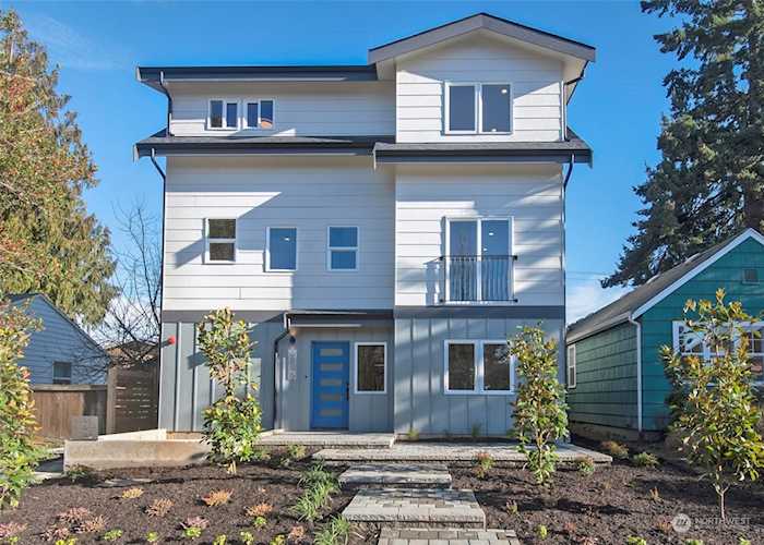 4846 50th Ave SW Seattle, WA 98116