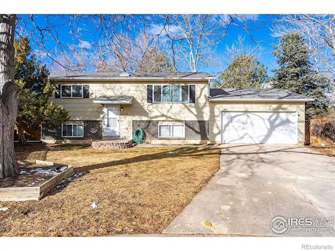 2212 Woodford Ct Fort Collins, CO 80521