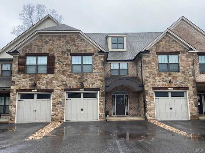1249 Sleepy Oak Ln Forest, VA 24551