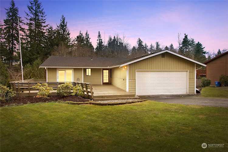 19313 79th St E Bonney Lake, WA 98391
