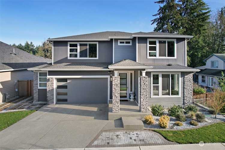 3413 69th Avenue Ct W University Place, WA 98466