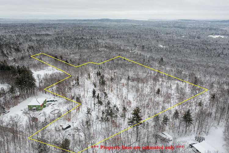 213 N Rochester Rd Lebanon, ME 04027