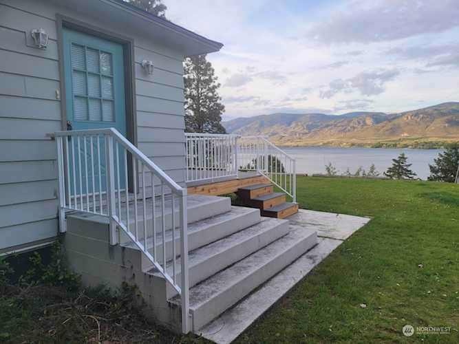64 Westlake Rd Oroville, WA 98844 | MLS® 2029266 Photo 1