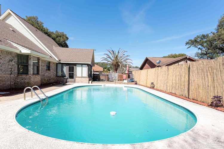 310 S 73rd Ave Pensacola, FL 32506