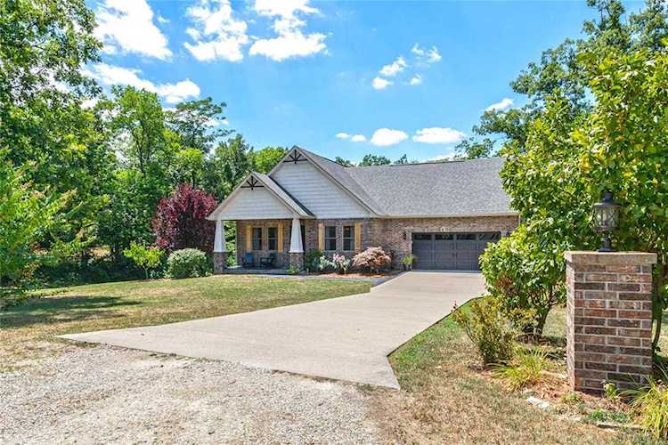 612 Briar Oak St Crocker, MO 65452 | MLS 23004020 Photo 1