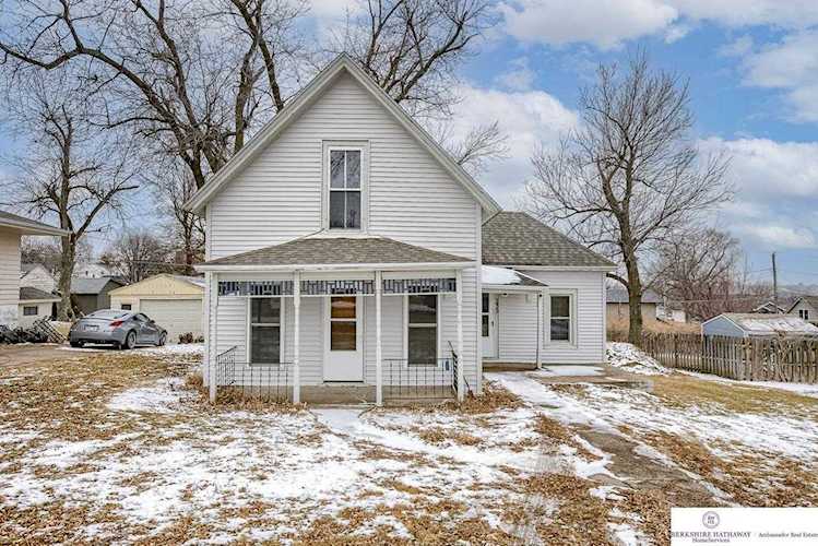 235 Locust St Springfield, NE 68059