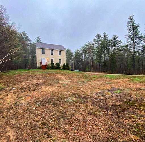8 Shepherd Rd Farmington, NH 03835