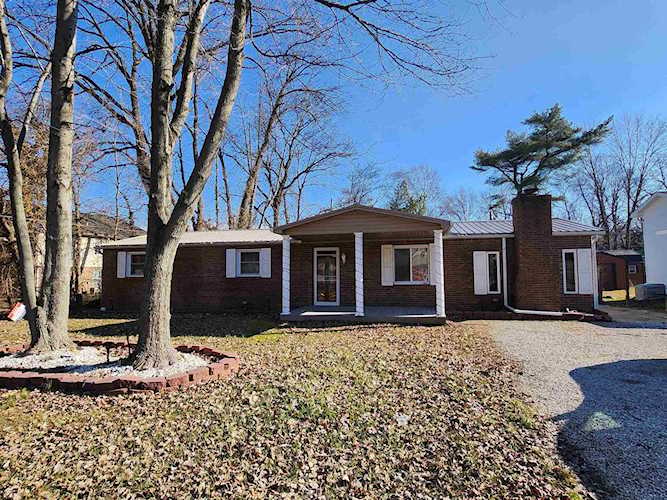 4688 Briarwood Drive Newburgh, IN 47630