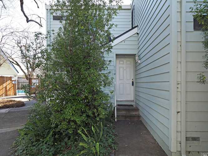 114 E Courtyards Windsor, CA 95492