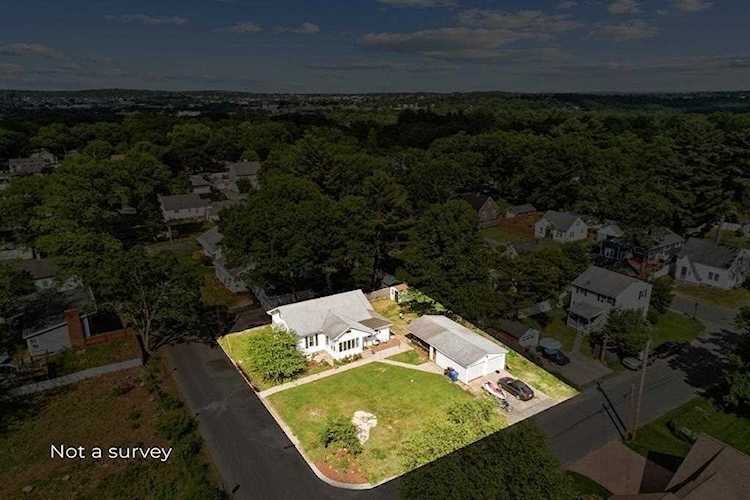 238 Patterson St Manchester, NH 03102
