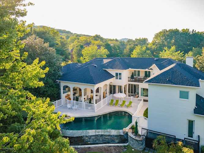 6205 Mapleton Ct Brentwood, TN 37027