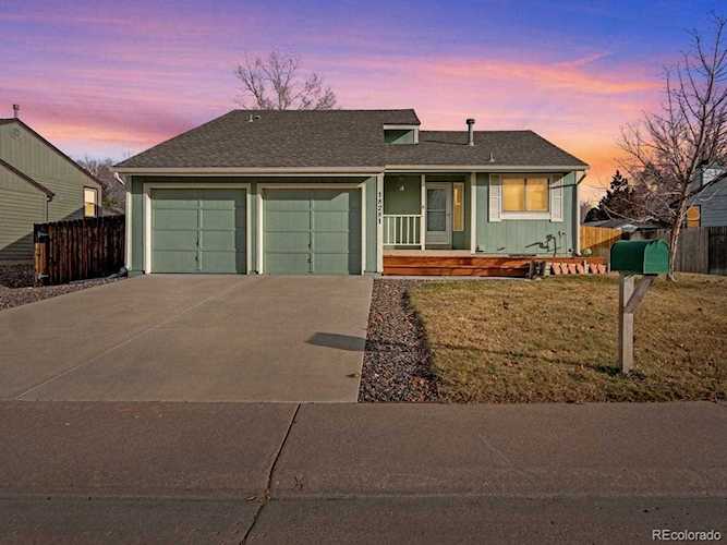 18281 E Crestline Circle Centennial, CO 80015