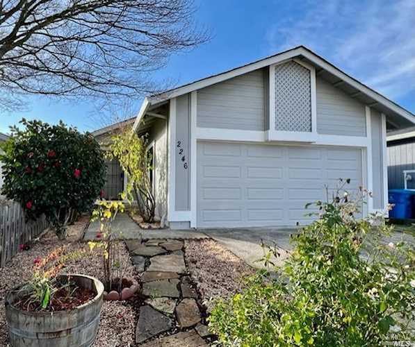 2246 Truckee Drive Santa Rosa, CA 95401