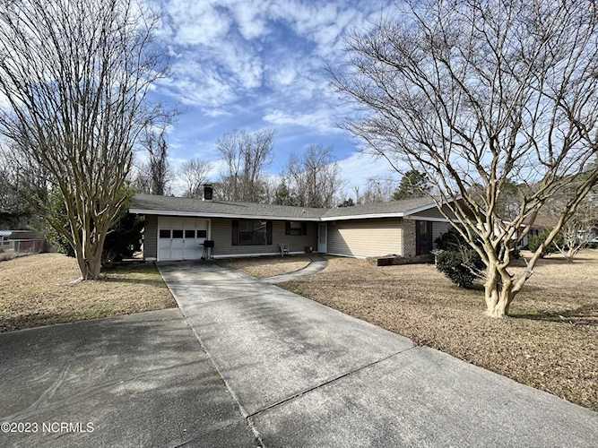116 Timber Lane Jacksonville, NC 28540