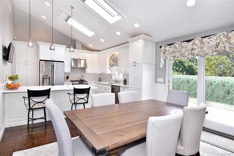 44 Askins Place New Rochelle, NY 10801