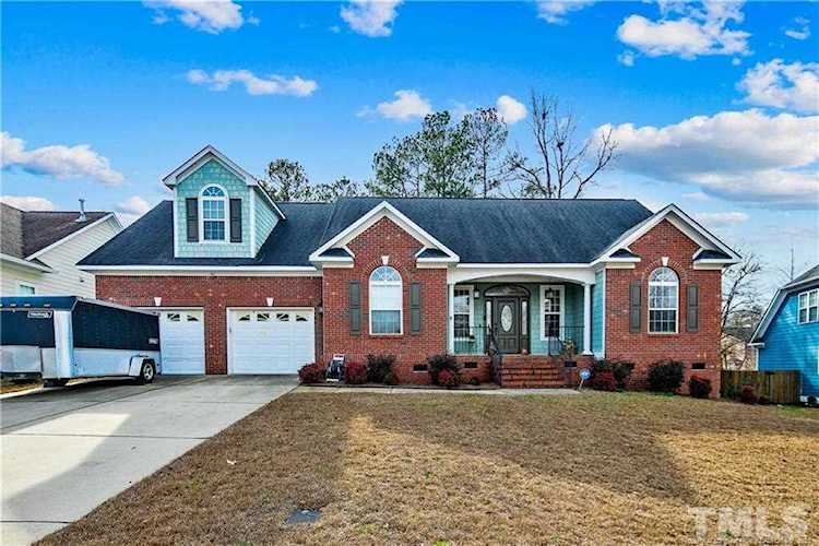 1412 Blue Ribbon Lane Hope Mills, NC 28348