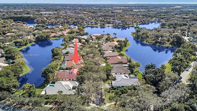 1004 Trailmore Ln Weston, FL 33326