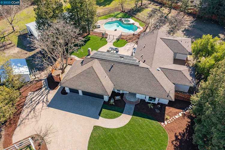 1631 Lawrence Road Danville, CA 94506