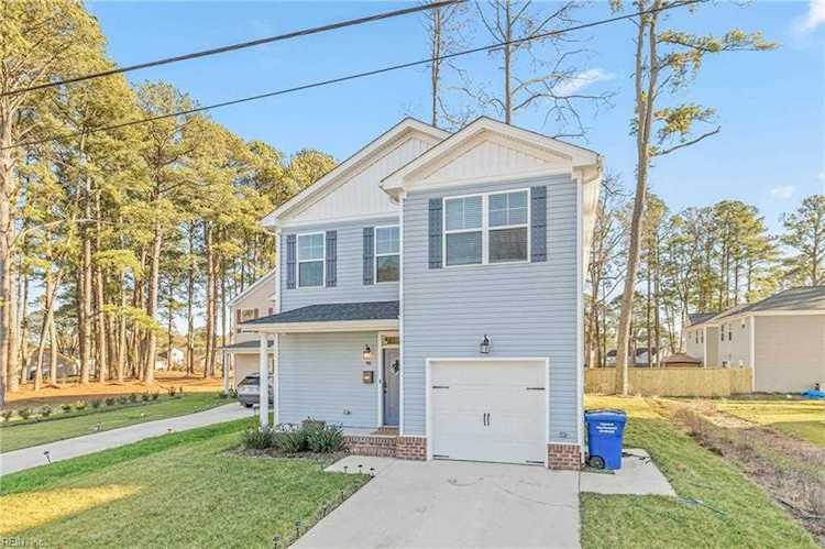 95 Patnor Dr Portsmouth, VA 23701