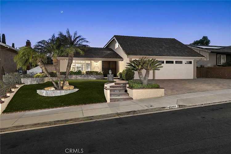 25461 Champlain Rd Laguna Hills, CA 92653