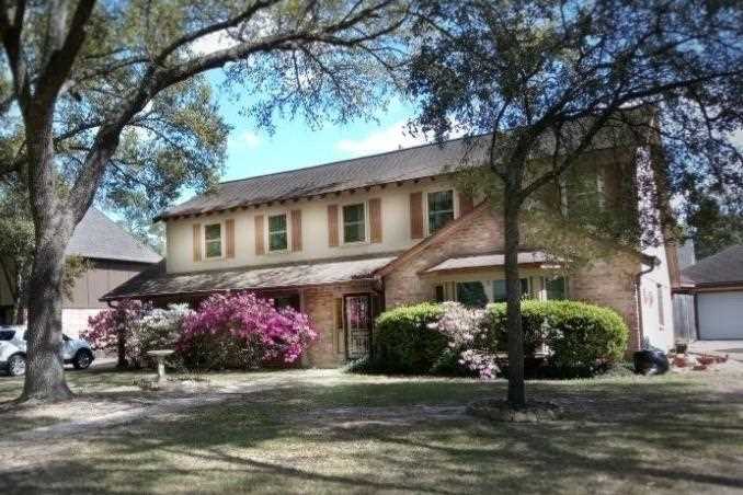 5803 Spanish Oak Dr Houston, TX 77066