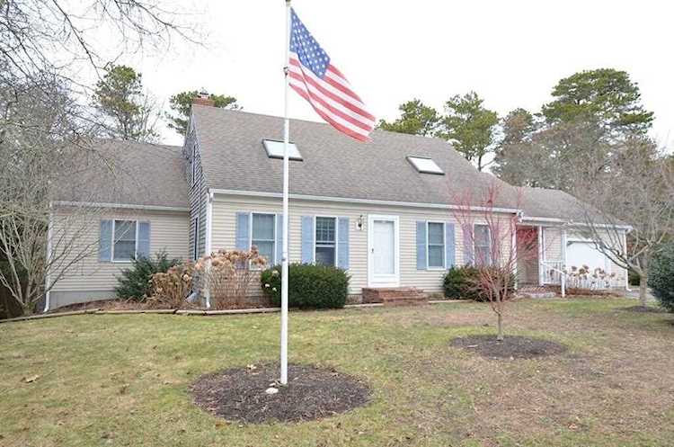 16 Quail Nest Run Harwich, MA 02645 | MLS 22300233 Photo 1