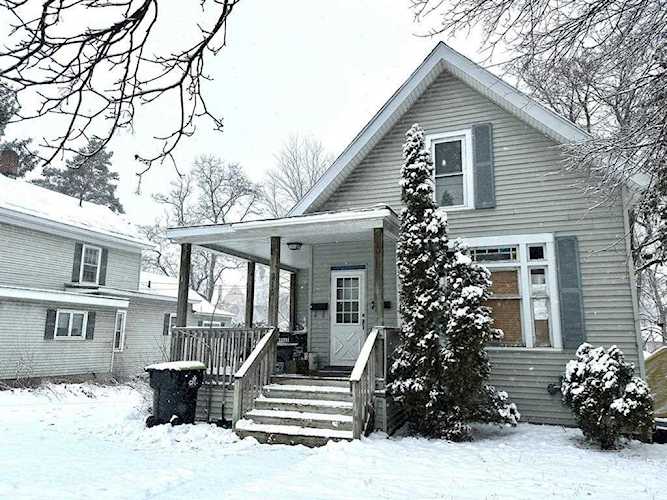 210 E Washington St Greenville, MI 48838