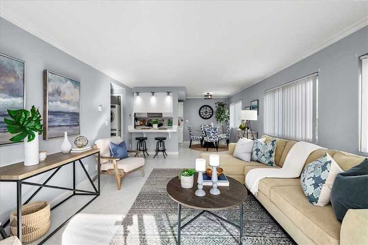 785 W 19th #5 San Pedro, CA 90731