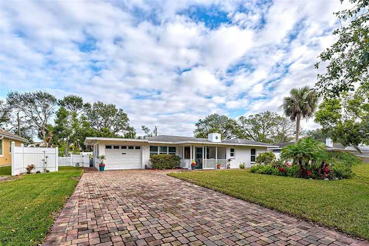 418 Valencia Rd Venice, FL 34285