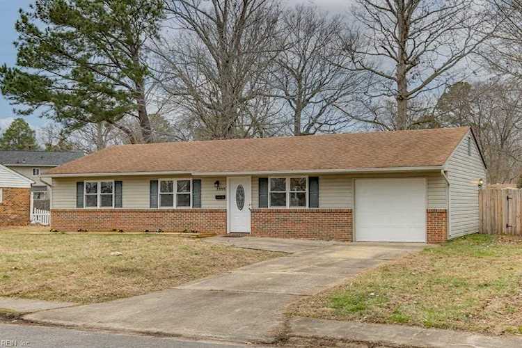 3340 Lakecrest Rd Virginia Beach, VA 23452 | MLS 10470878 Photo 1